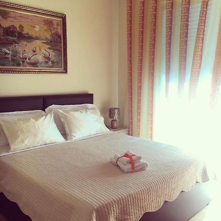 Апартаменты Comfy Apartament Влёра Экстерьер фото